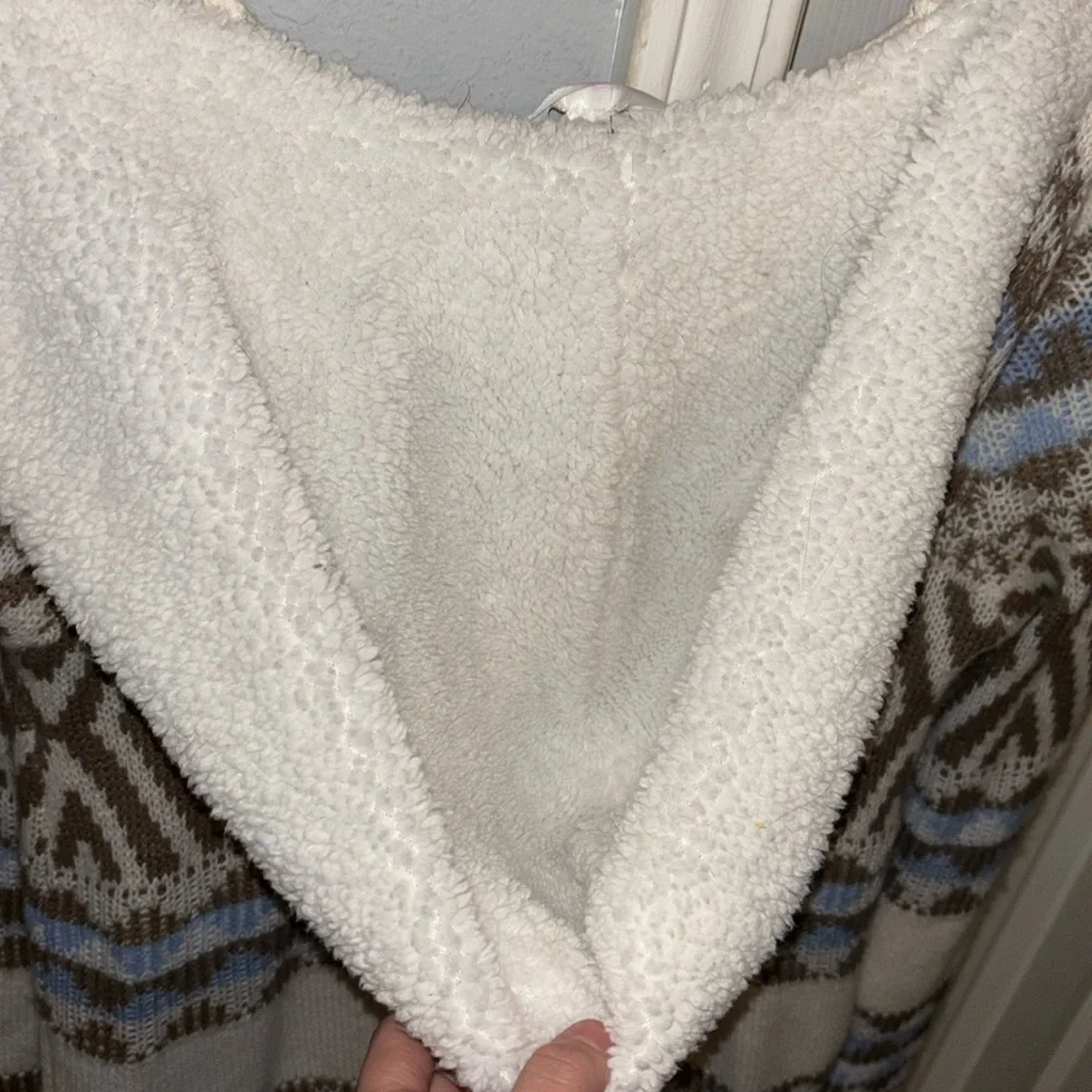 Cardigan - Picture 3 of 3